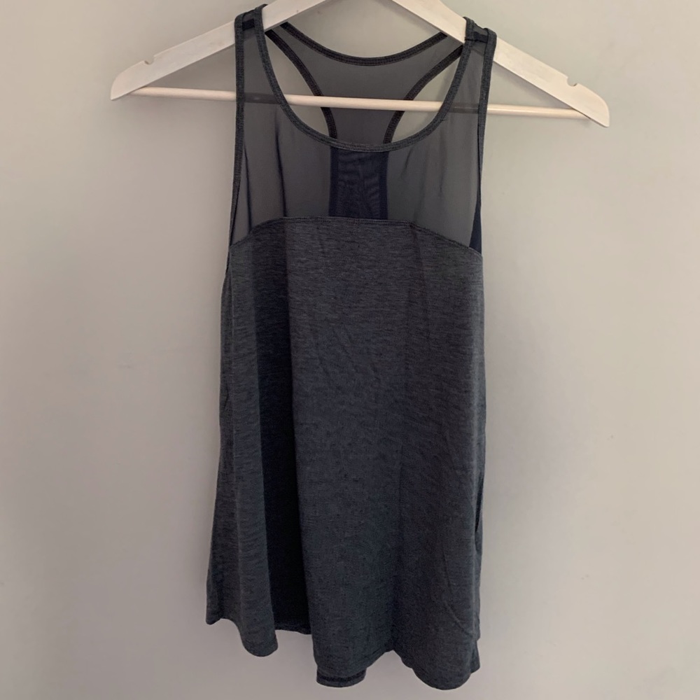 Old navy active tank